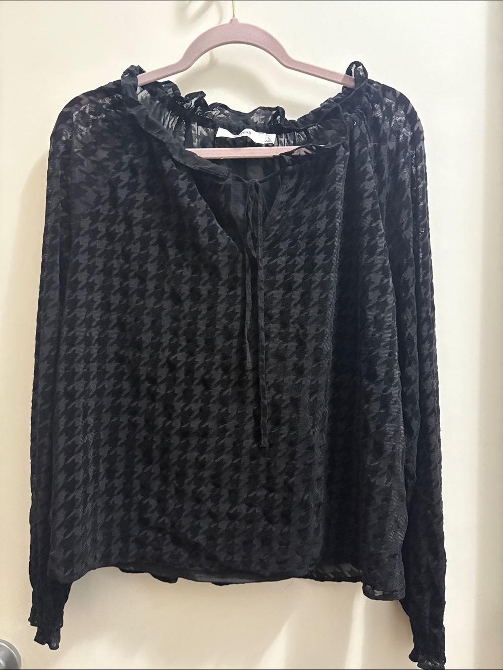 JustFab Black Houndstooth Sheer Peasant Top